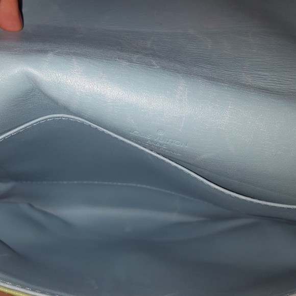 Louis Vuitton Thompson Vernis - Picture 6 of 7